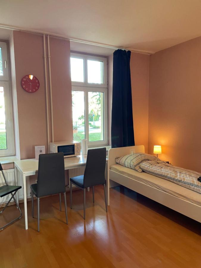 Monteurwohnungen in der Residenz am Kurpark Bad Rothenfelde Exterior foto